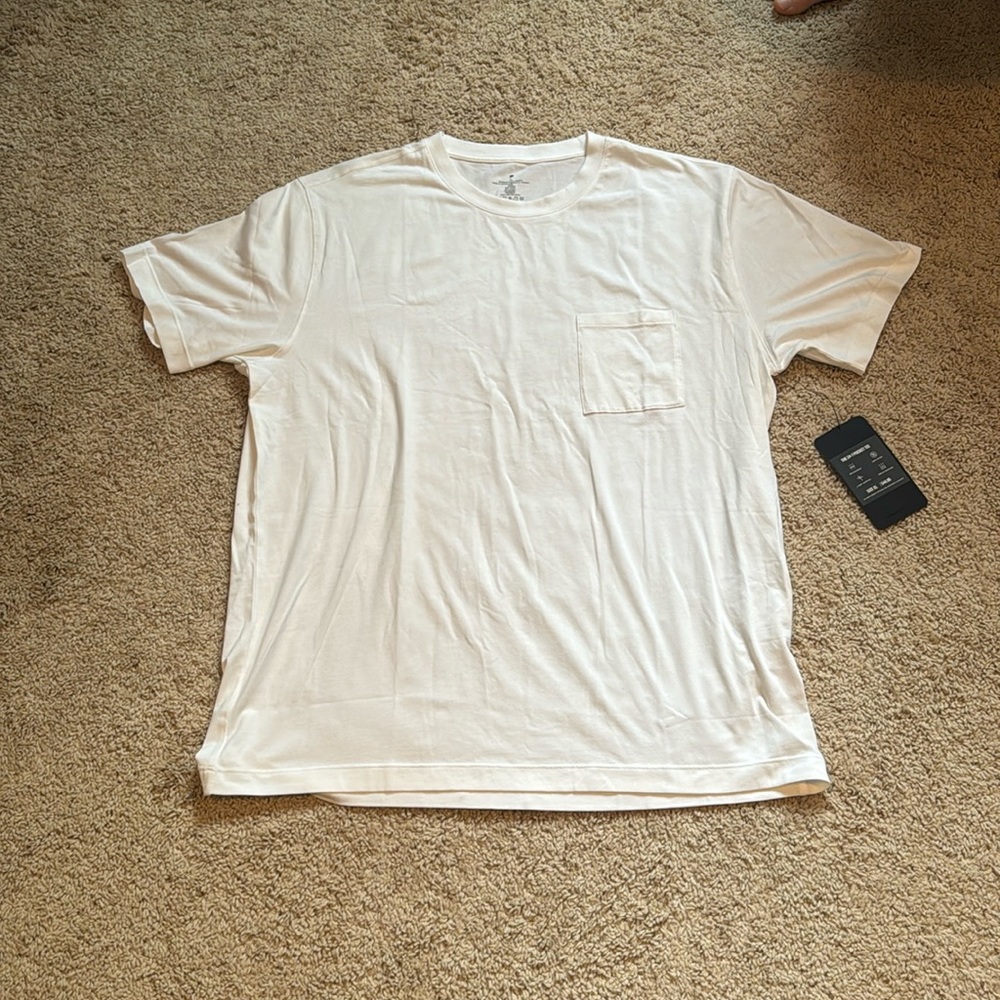 Fabletics The 24-7 Pocket Tee *New w/ tags* XL